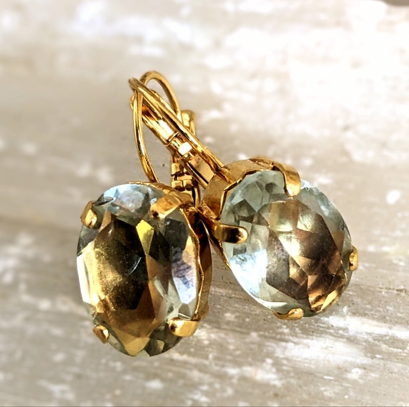5.5 Carats Natural Prasiolite/ Green Amethyst In Gold Plated Earrings - Picture 3 of 4